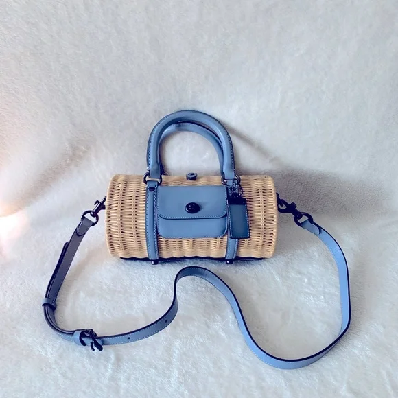 バッグ Coach 1941 Leather Top Handle Bag y2k Coach 1941 Leather-ware Black Tote Top handle zipper | Depop